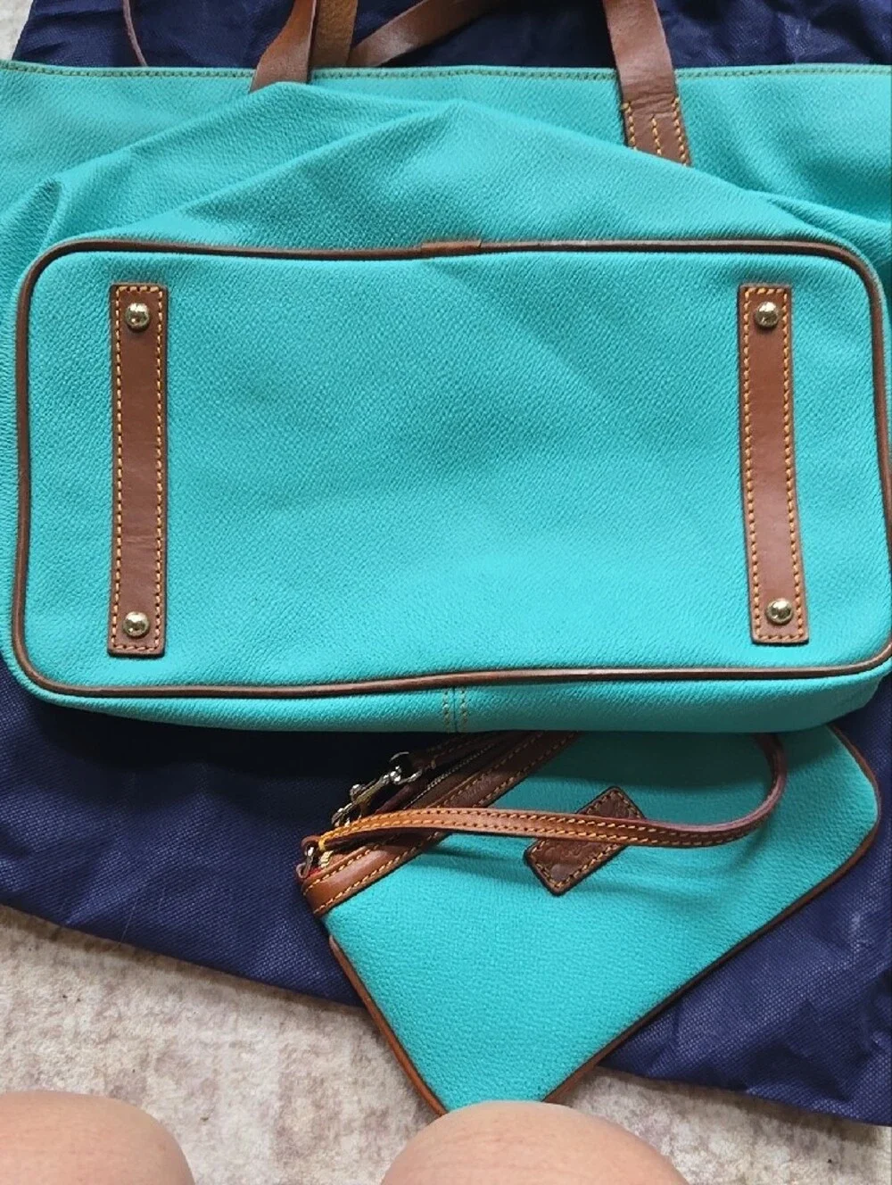 Turquoise Tote Bag with Wristlet - Brown Trim - Picture 4 of 6